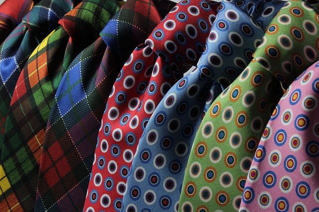 barevné kravaty